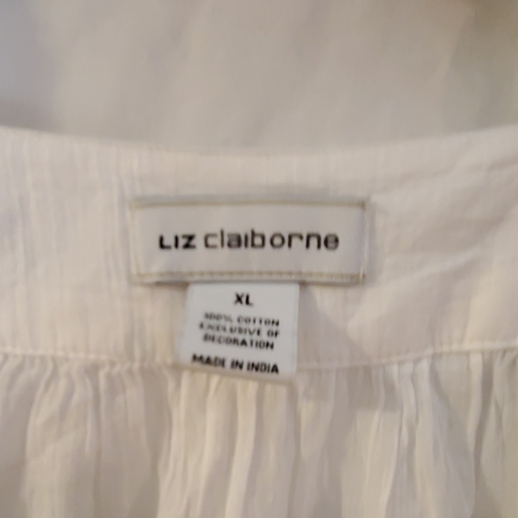 Very pretty Summer Top  XL. Liz Claiborne - Picture 4 of 4